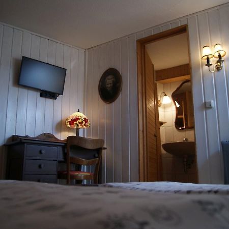 Gasthaus Alte Brauerei エッテンハイム エクステリア 写真